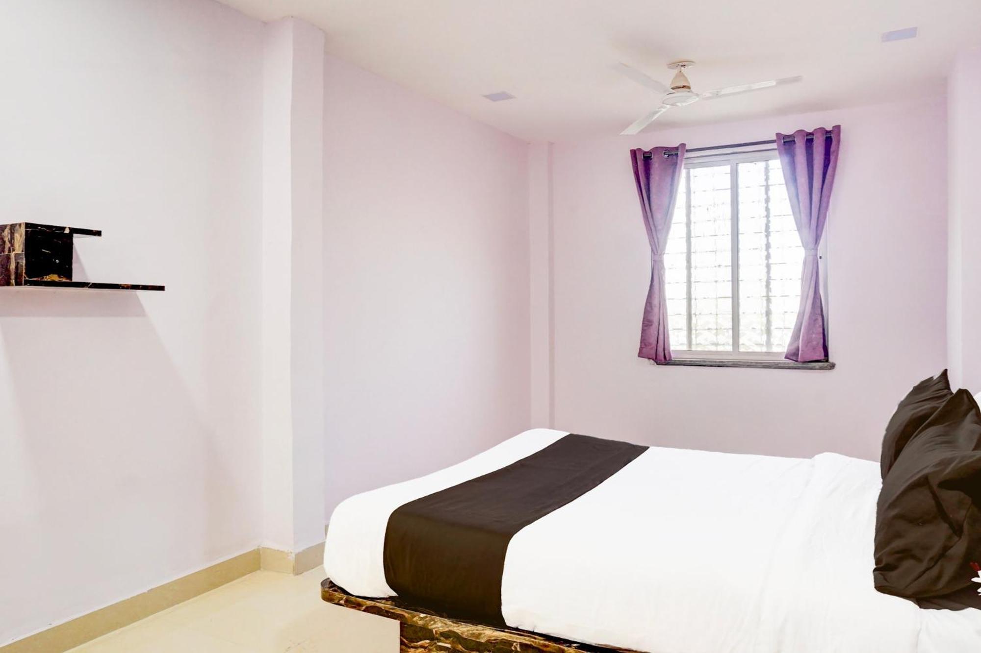 Hotel O Silver Inn Хинджевади Екстериор снимка