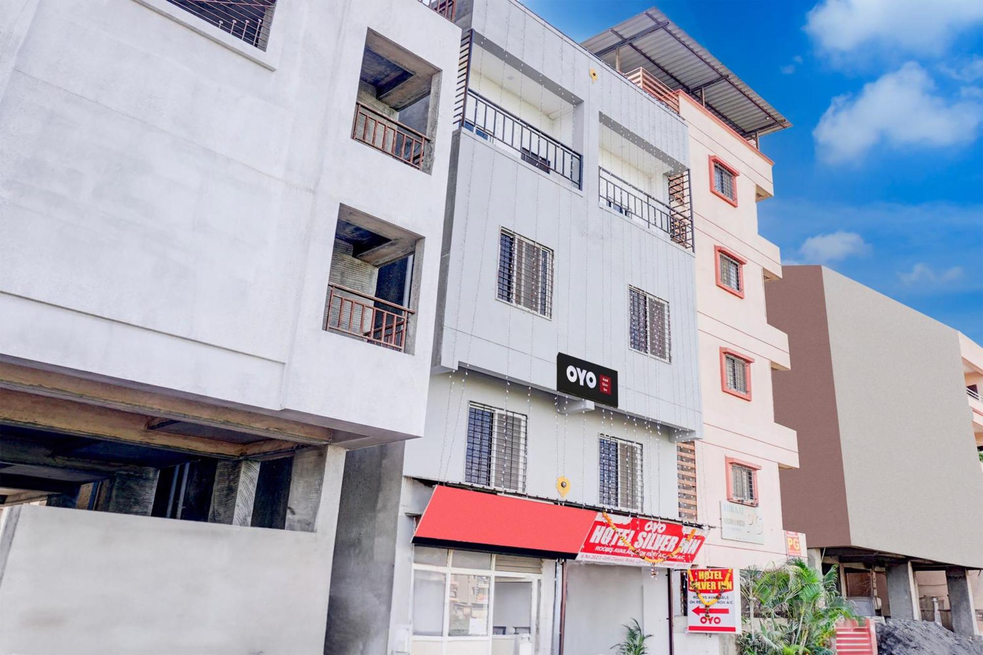Hotel O Silver Inn Хинджевади Екстериор снимка